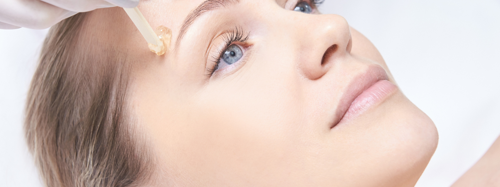 thumbnill Browlift Recovery Guide: What to Expect After Your Surgery
