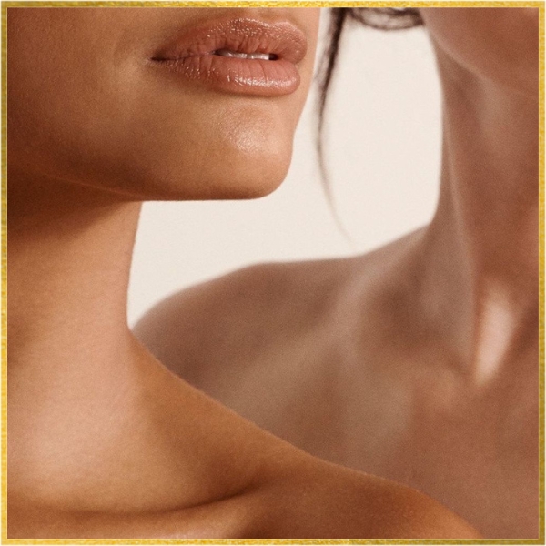 CHIN LIPOSUCTION AND RENUVION NECK SKIN TIGHTENING
